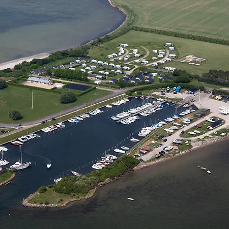 Camping Fjord & 3*