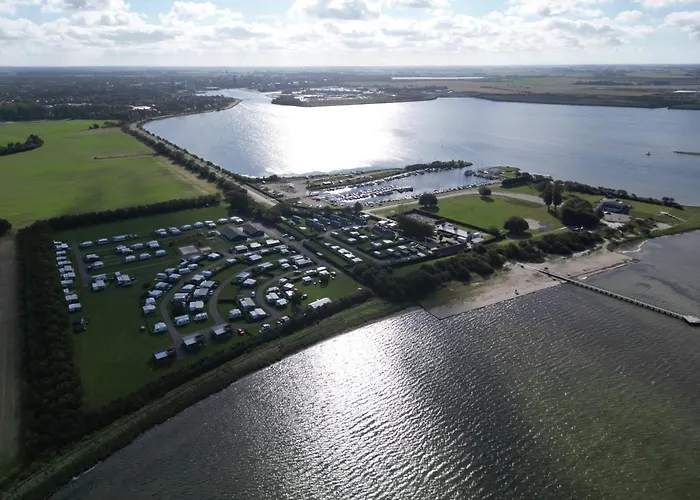 Fjord & Parque de Campismo Nakskov